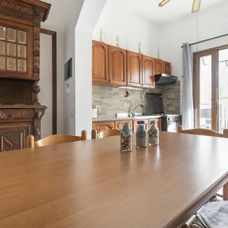 Pleasant In Muraversa With Terrace Appartamento Muravera