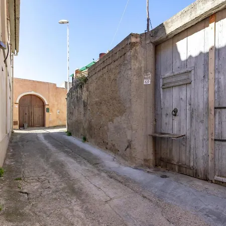 Pleasant In Muraversa With Terrace Appartamento *