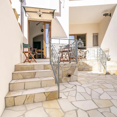 Appartamento Pleasant In Muraversa With Terrace Muravera
